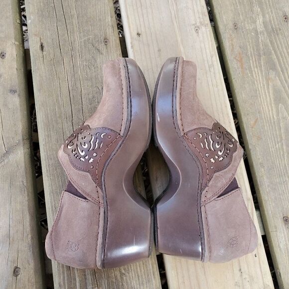Ariat Tambour Nubuck Suede Leather Brown Gold Laser Cut Clogs 9 - Picture 4 of 7